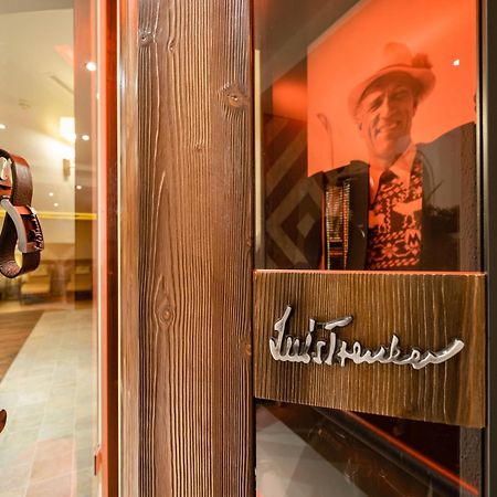 Hotel Jaegerhof マイヤーホーフェン エクステリア 写真