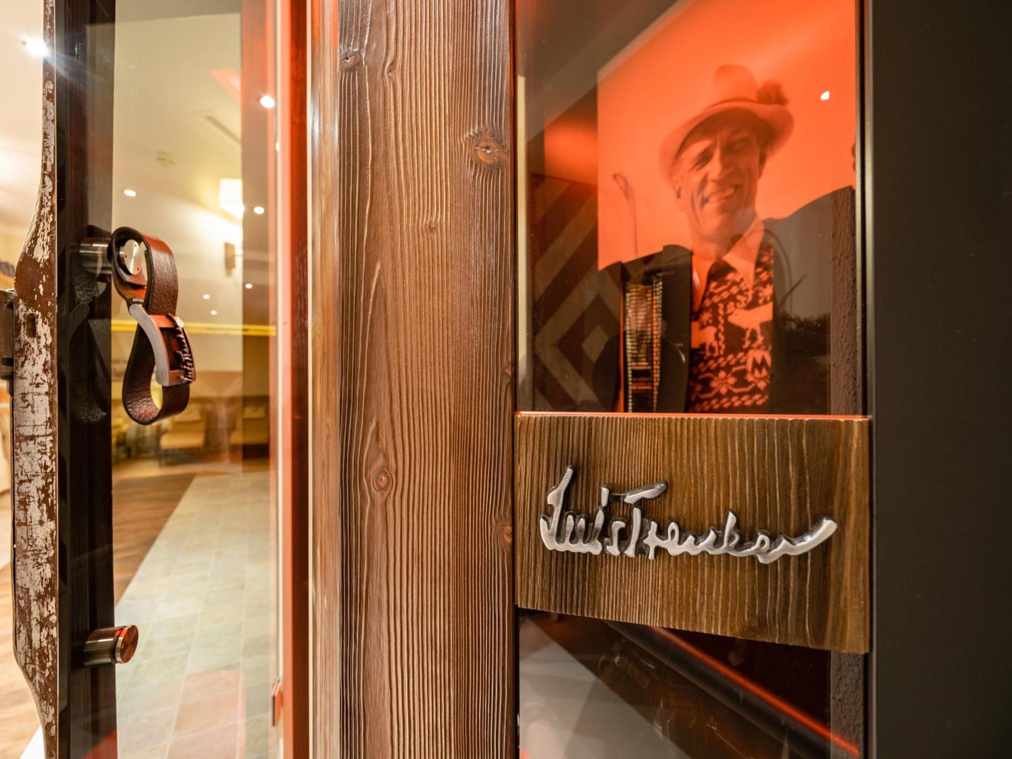 Hotel Jaegerhof マイヤーホーフェン エクステリア 写真